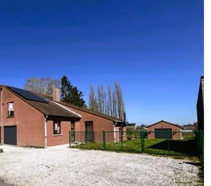 Annonce maison - Photos Vivastreet Vendue - Jolie villa -3 chambres- 13,98 ares-