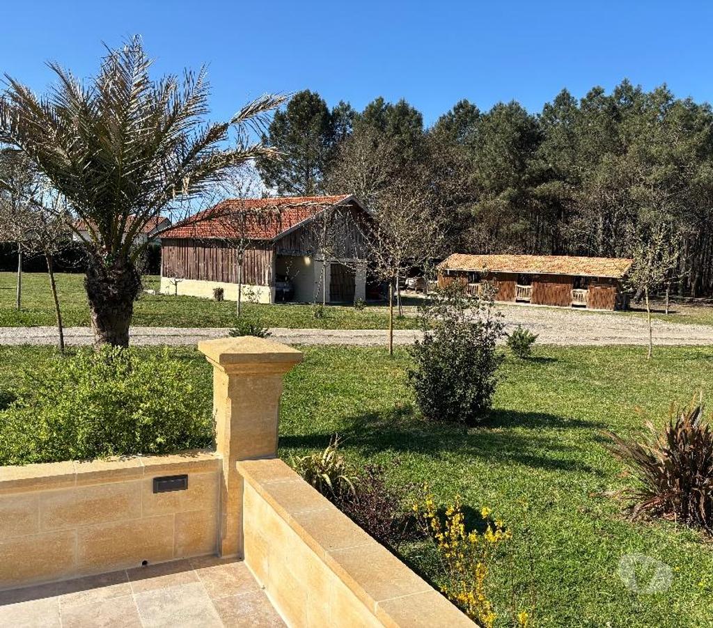 Annonce maison France - Photos Vivastreet BASSIN D’ARCACHON PROPRIÉTÉ DE 18 HECTARES