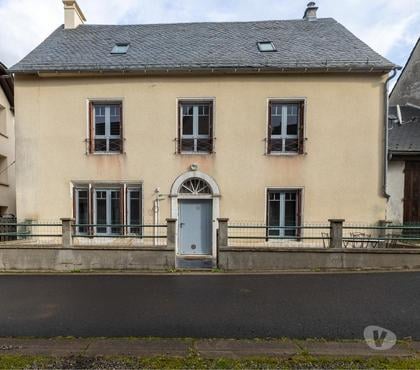 Location vacances - Photos Vivastreet NOUVEAU en 2025 Gîte de France 12 p 6 chambres La BOURBOULE