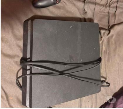 Jeux vidéo - consoles Verviers-Centrum Verviers - Photos Vivastreet PS4 en excellent état à vendre