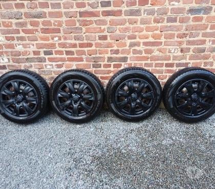 Accessoires auto & tuning - Photos Vivastreet 4 pneus eté montés et equilibrés 17565r14 82t 150 €