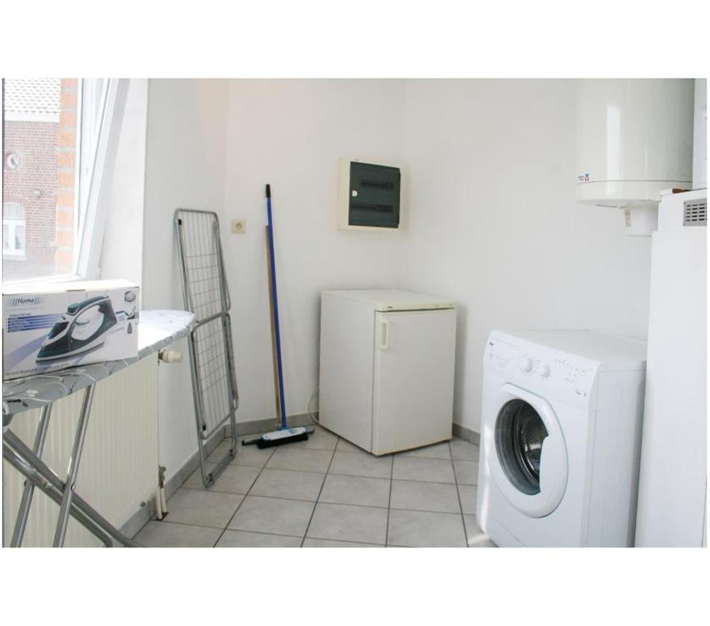 location meublé La Louvière - Photos Vivastreet Appartement 2ch+garage, location meublée flexible wifi +TV