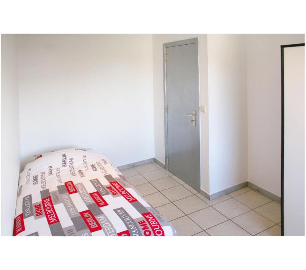 location meublé La Louvière - Photos Vivastreet Appartement 2ch+garage, location meublée flexible wifi +TV