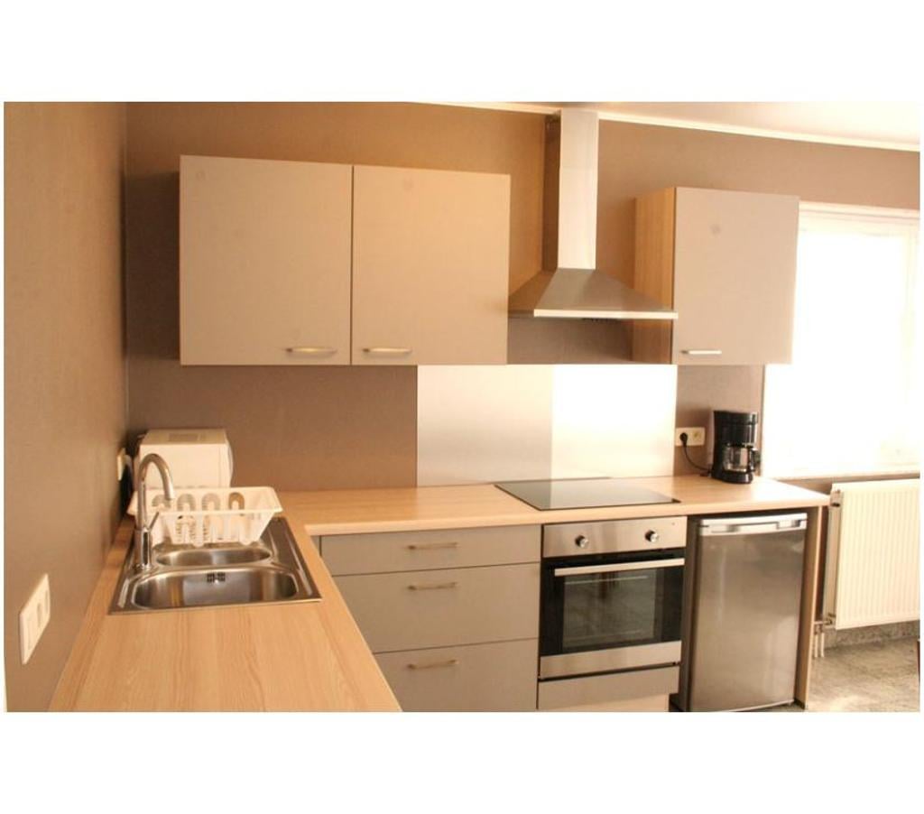 location meublé Mons S.H.A.P.E. Belgique - Photos Vivastreet Appartement 1ch meublé location flexible au mois TV+wifi