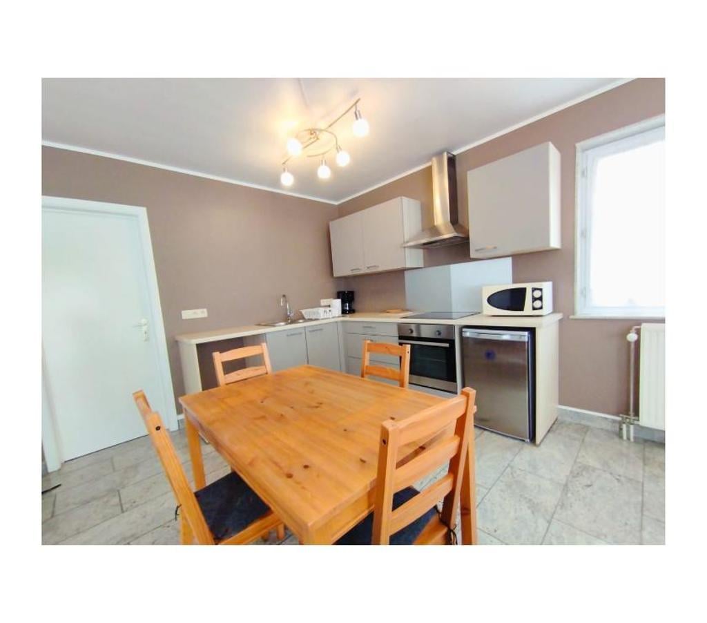 location meublé Mons S.H.A.P.E. Belgique - Photos Vivastreet Appartement 1ch meublé location flexible au mois TV+wifi