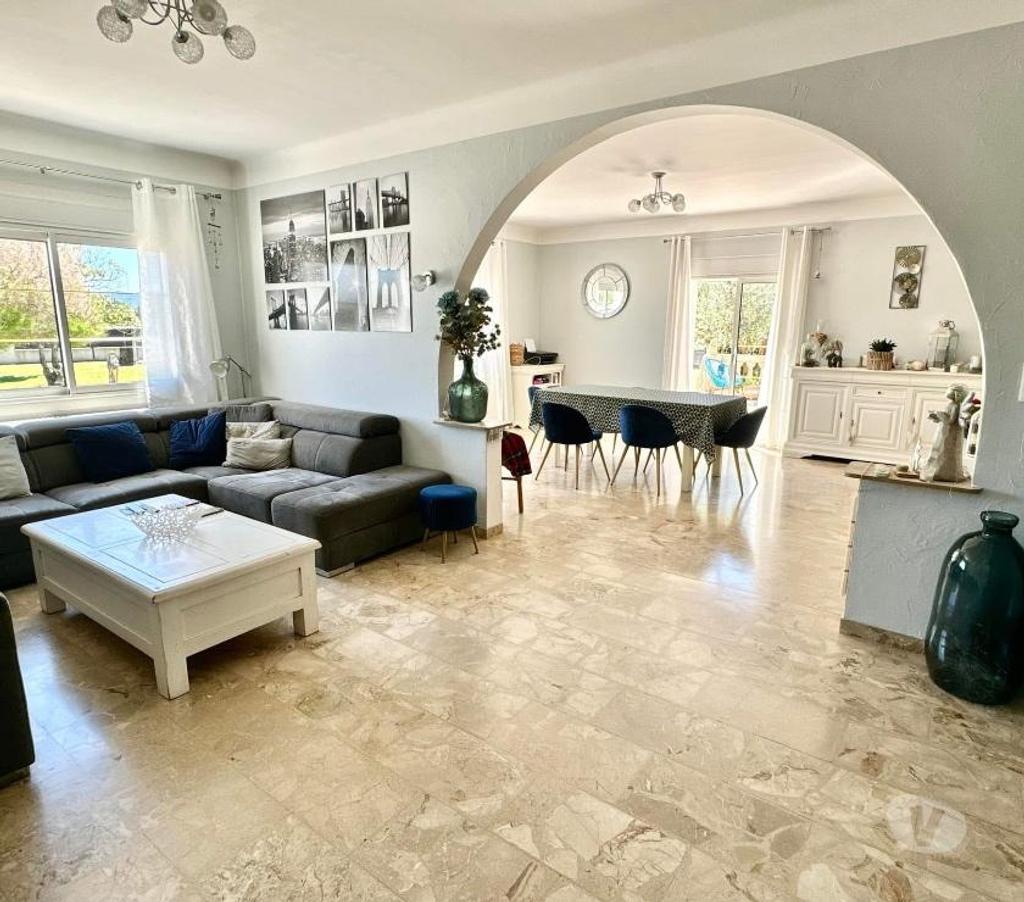 Annonce maison France - Photos Vivastreet Villa en campagne Drôme Provençale