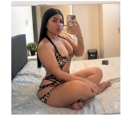 Escort girl Athus Aubange - Photos Vivastreet Angy, belle et completée