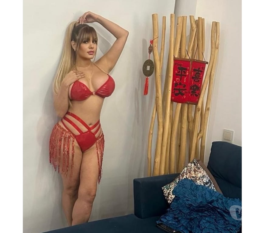 Escort Aubange Athus - Photos Vivastreet EMILY, charmante et sensuelle à Athus