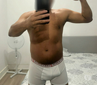 Victor, massage tantric