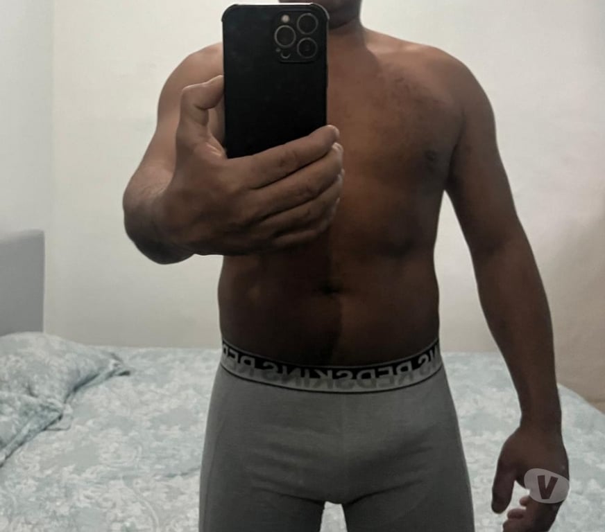 Escort Saint-Gilles - Photos Vivastreet Pedro, massage tantric