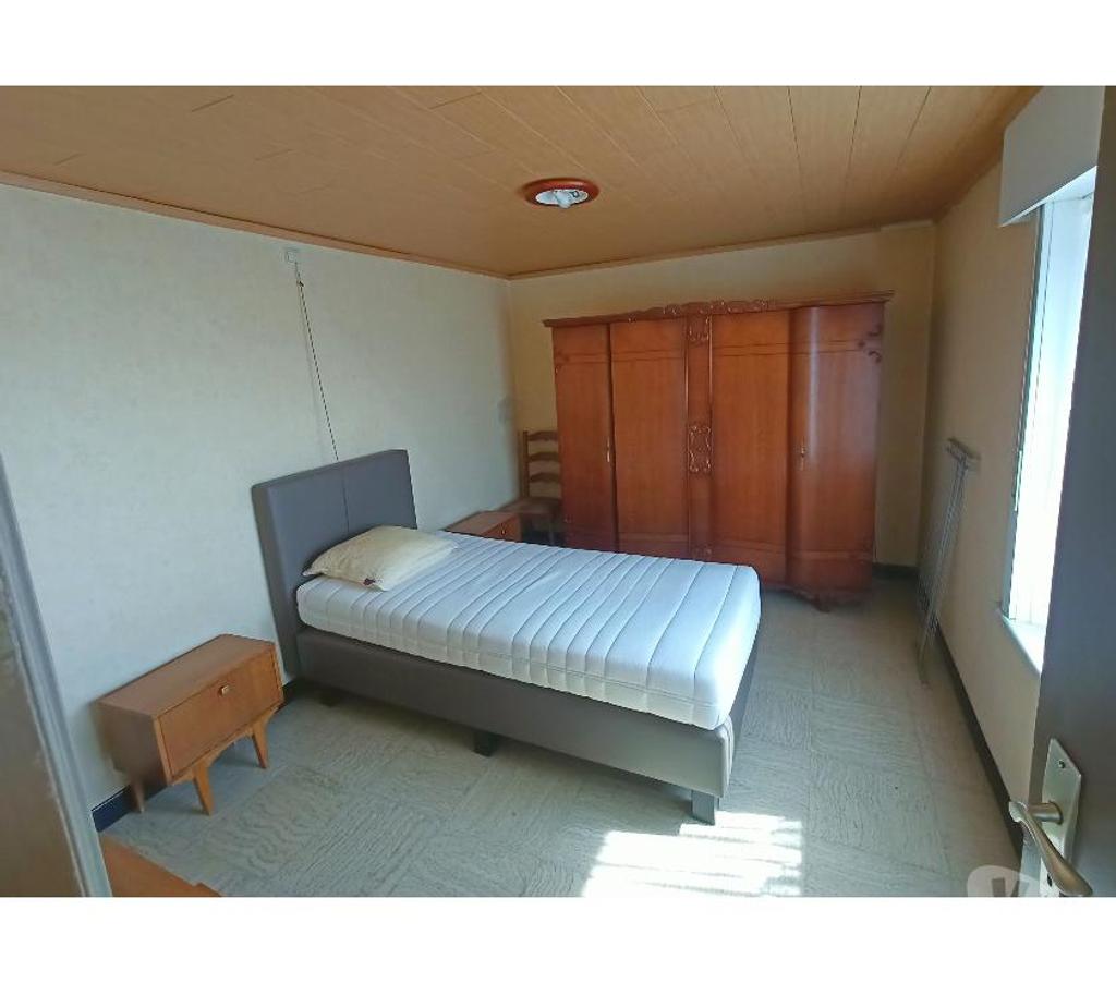 Annonce maison Oostvleteren - Photos Vivastreet Maison détachée avec 3 chambres, grand jardin et 2 garages