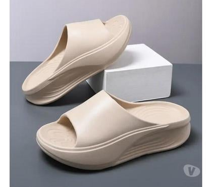 Chaussures et bottes occasion - Photos Vivastreet Sandales de Plage Confortables