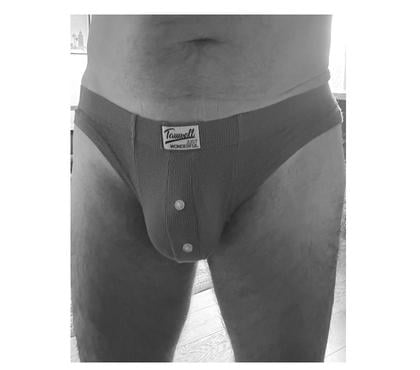 Gay - Photos Vivastreet H gay ou bi actif discret qui peut me recevoir sur Bxl