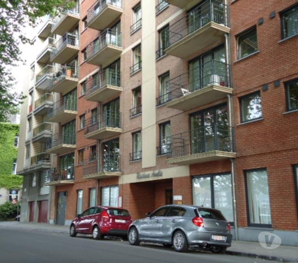 Location appartement Liège Liège-Centrum - Photos Vivastreet À louer très beau Studio + garage