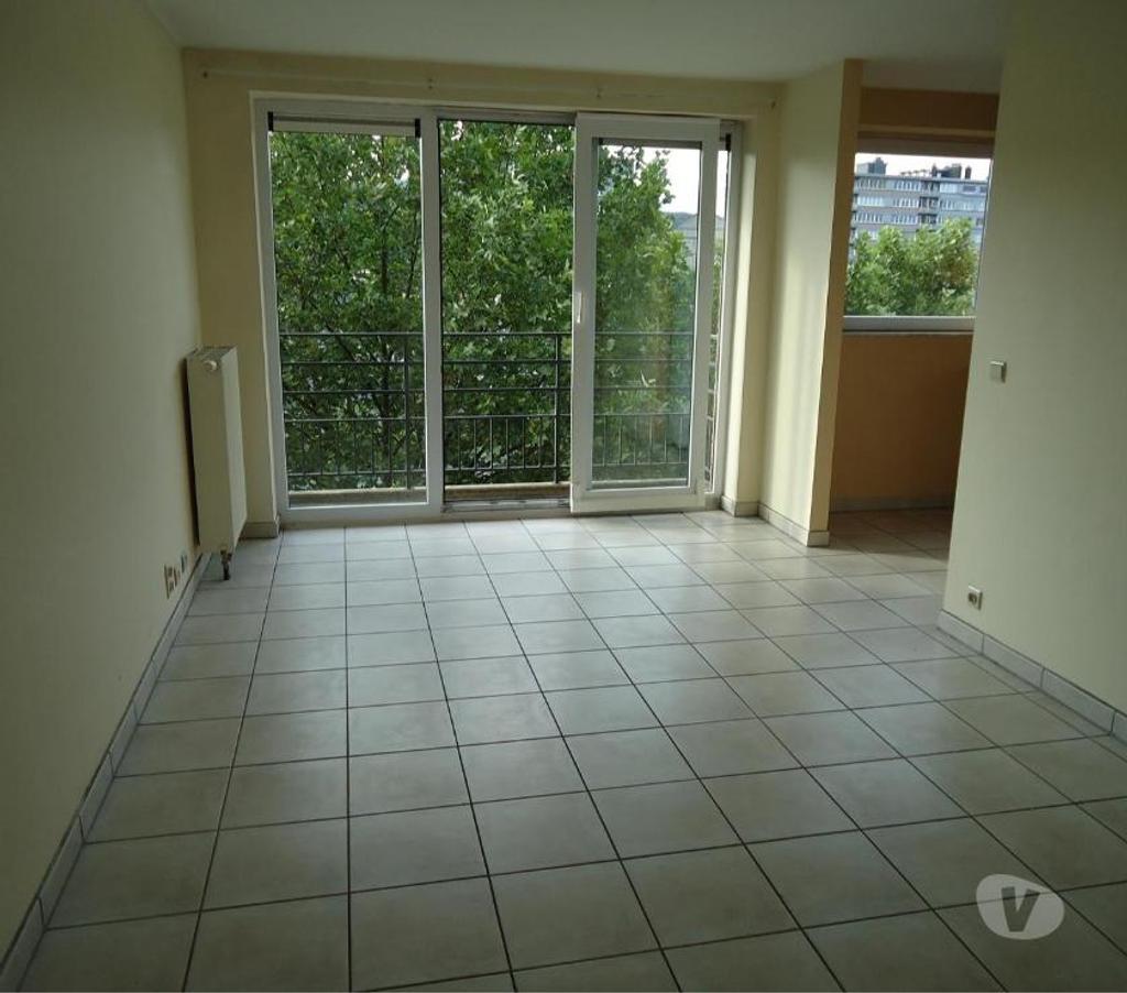Location appartement Liège Liège-Centrum - Photos Vivastreet À louer très beau Studio + garage