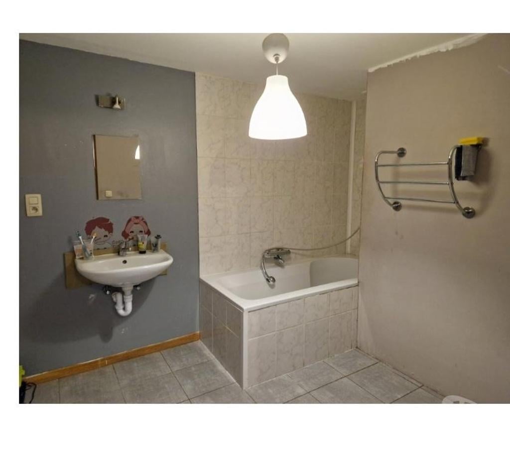 Annonce maison Bouillon Corbion - Photos Vivastreet Vallée de la Semois : Corbion : maison mitoyenne, 2ch.