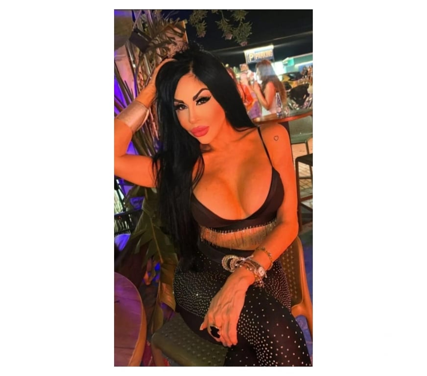 Escort Aubange Athus - Photos Vivastreet Rebecca, charme et élégance