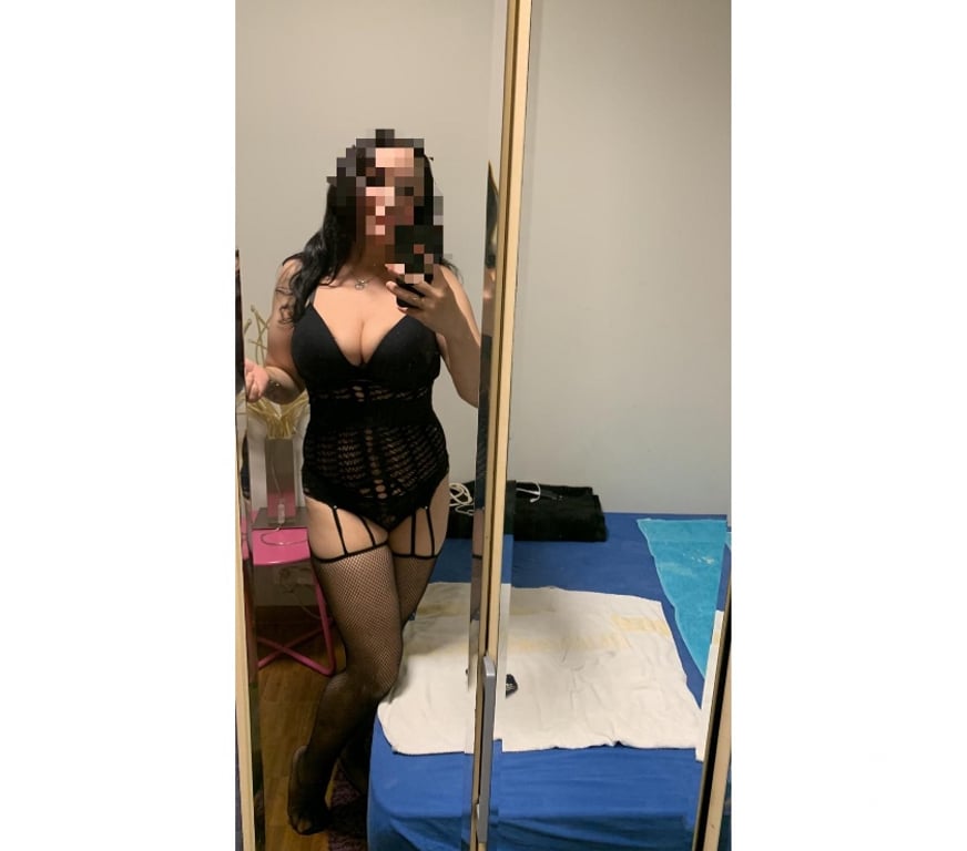 Escort Aubange Athus - Photos Vivastreet Salma, première fois ici, nouvelle à Esch🥰