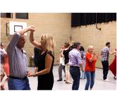 Cours de danse rock'n roll, salsa, tango, valse