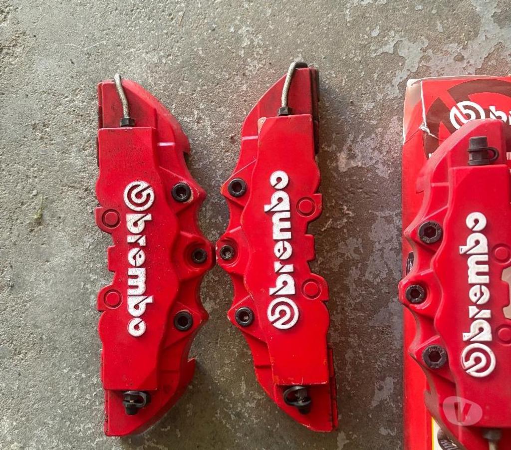 Pièces et services auto Verviers Sècheval - Photos Vivastreet Cache étrier de frein brembo