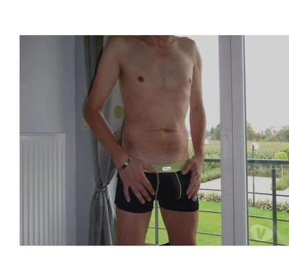 Gay - Photos Vivastreet recherche mec moins de 35 ans GRAND et MINCE et passif