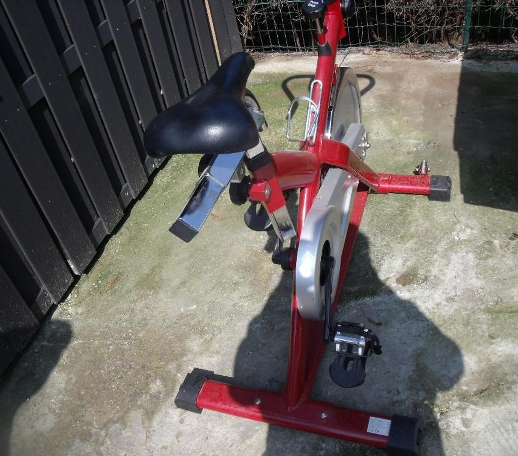 Matériel de sport Seraing Jemeppe - Photos Vivastreet vélo de Shining professionnel