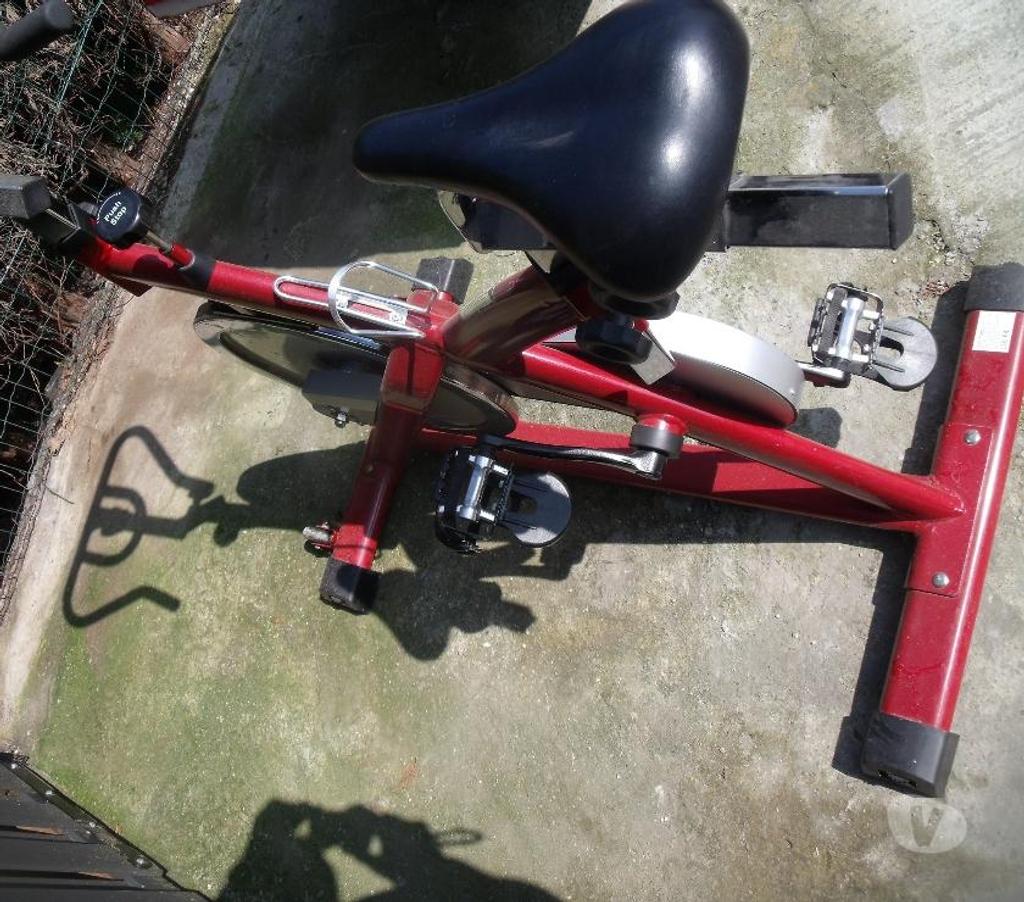 Matériel de sport Seraing Jemeppe - Photos Vivastreet vélo de Shining professionnel