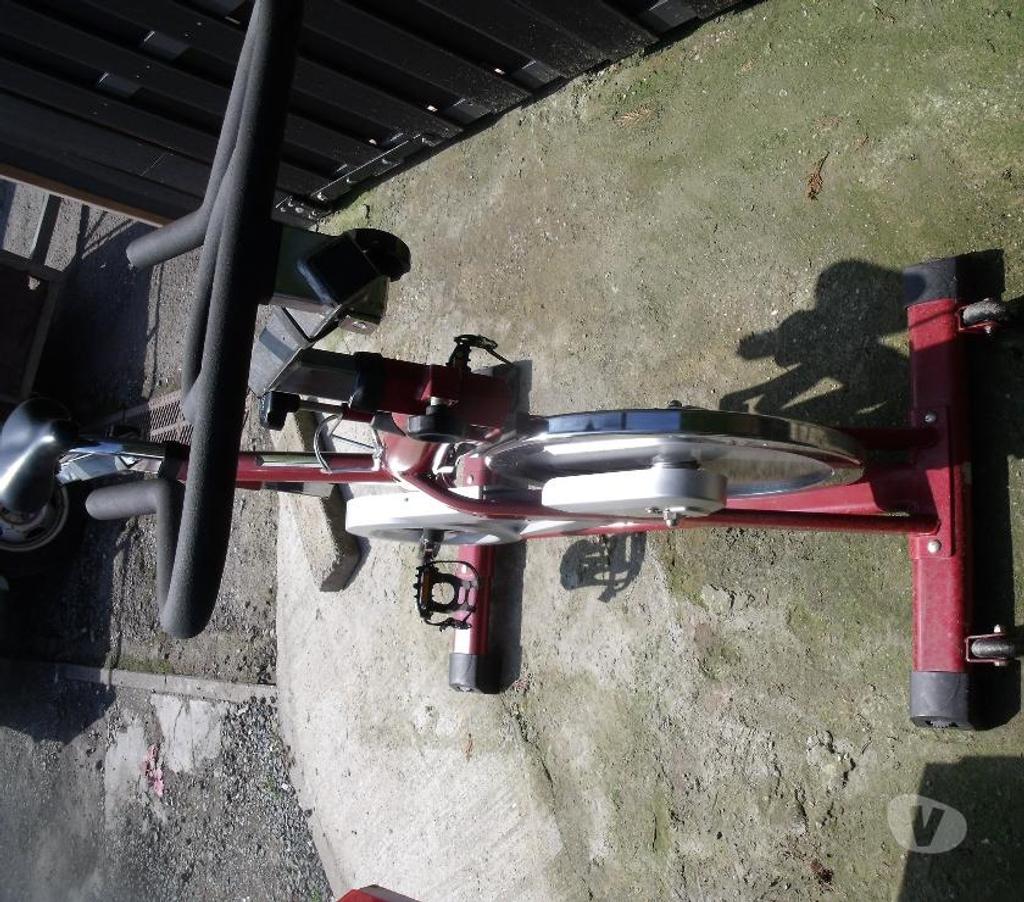 Matériel de sport Seraing Jemeppe - Photos Vivastreet vélo de Shining professionnel