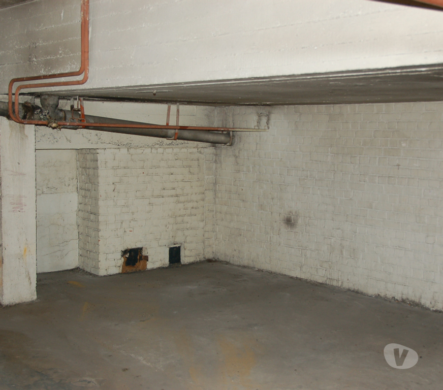 Location parking & garage Liège Bressoux - Photos Vivastreet Location Garage sécurisé avec box fermé