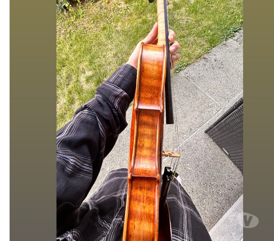 Instruments de musique Molenbeek-Saint-Jean - Photos Vivastreet Violon 4 4 modèle stradivari