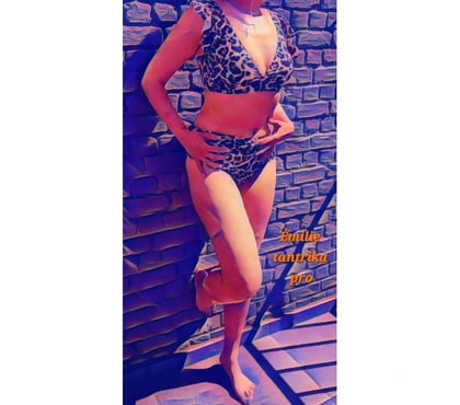 Escort girl Lodelinsart Jumet - Photos Vivastreet Massage tantra Emilie