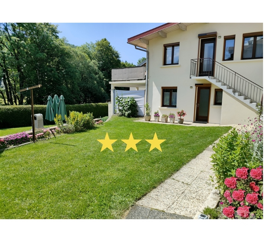 Location vacances France - Photos Vivastreet Gîte n°1805 Montagnes Jura, Spa sauna, classé 3 étoiles