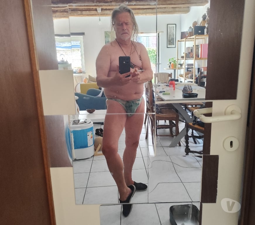 Gay Namur Beez - Photos Vivastreet Loin d'une triviale poursuite