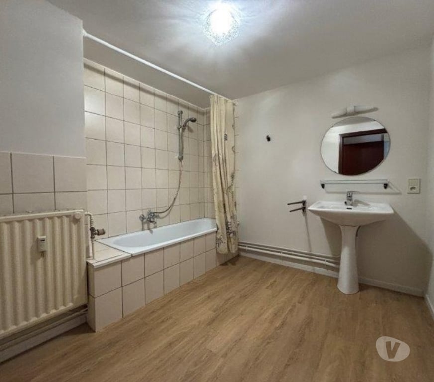 Location appartement Paliseul Paliseul-Centrum - Photos Vivastreet PALISEUL : bel appartement duplex, 2ch, 100 m² - L028
