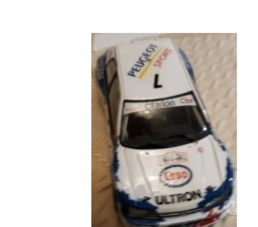 Collections Manage - Photos Vivastreet Voiture miniatures 1 43