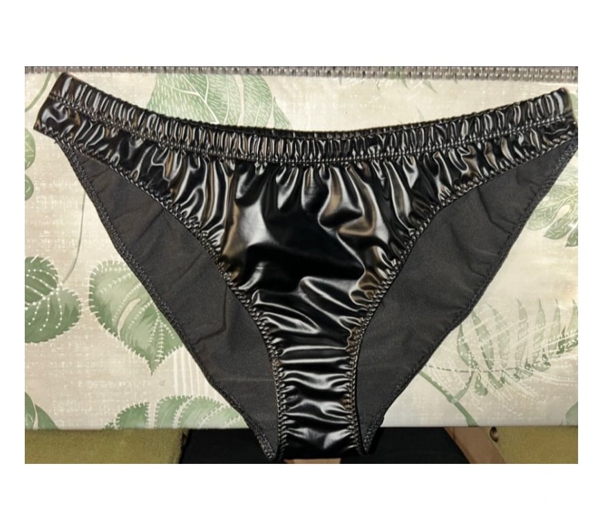 Gay Tubize - Photos Vivastreet regardé bien les 4 photos et lire mon annonce complète