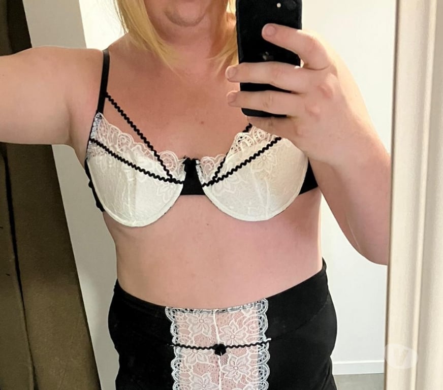 Gay Liège Liège-Centrum - Photos Vivastreet Travestie soumise passive reçoit