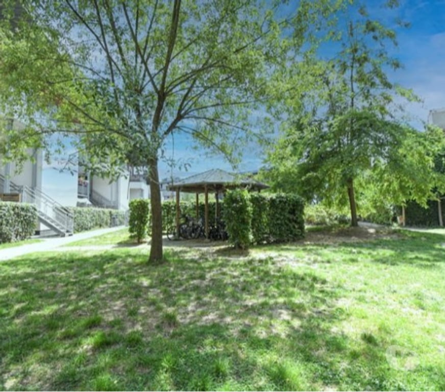 Appartement a vendre Anderlecht - Photos Vivastreet Rez-de-chaussée à vendre