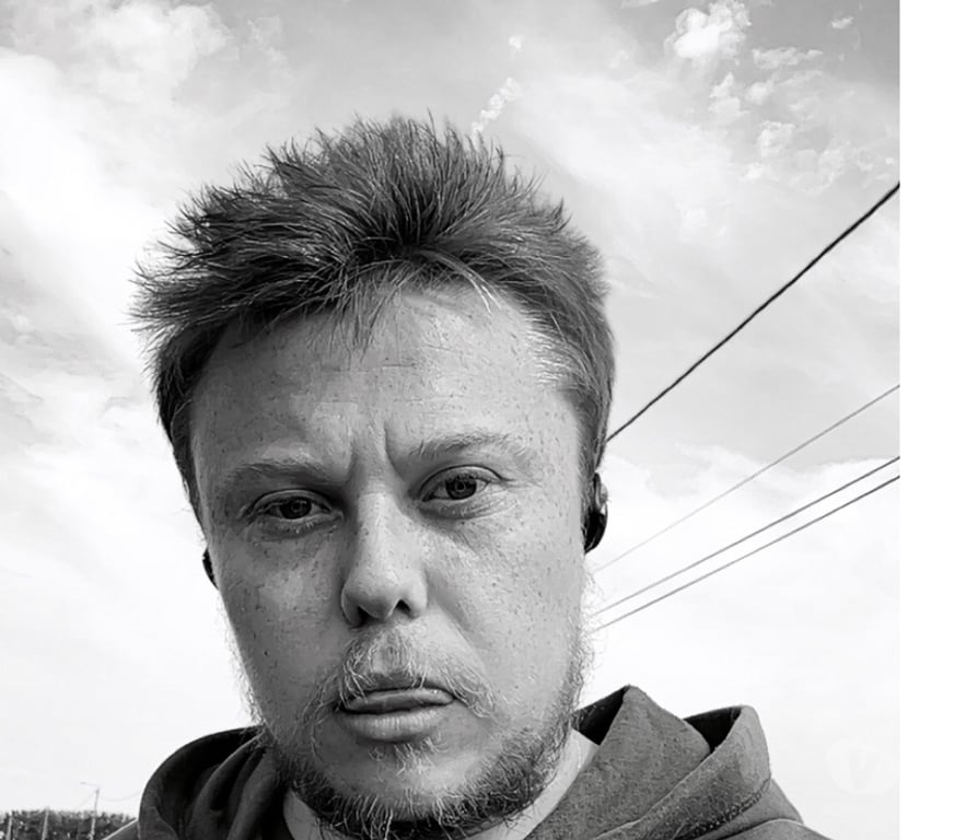 exhib Tournai Tournai-Centrum - Photos Vivastreet Sexe large 18 cm sur 5