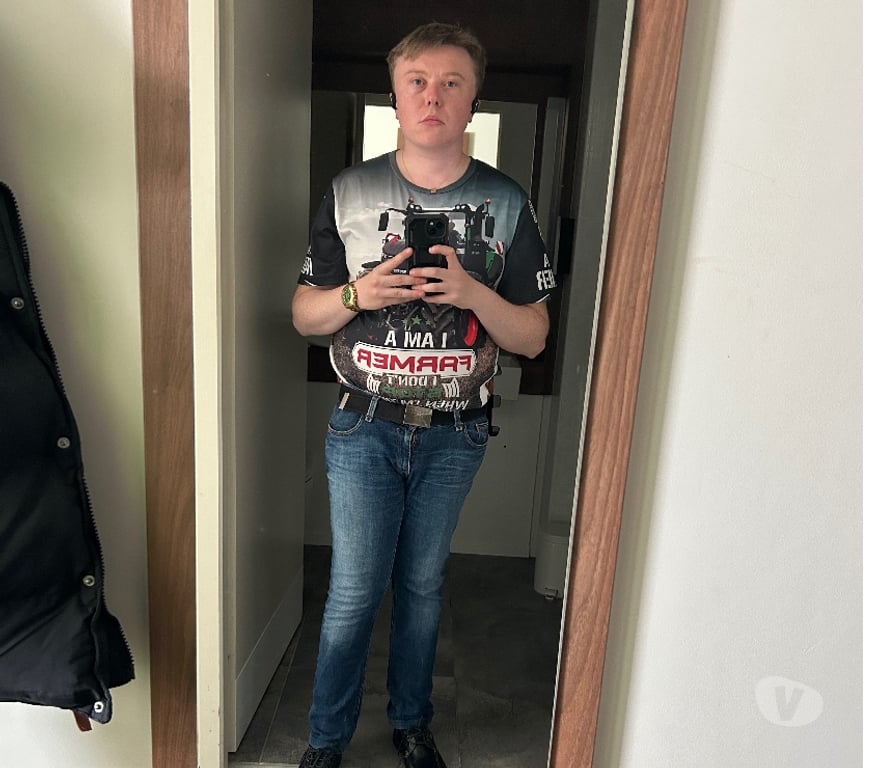 exhib Tournai Tournai-Centrum - Photos Vivastreet Sexe large 18 cm sur 5