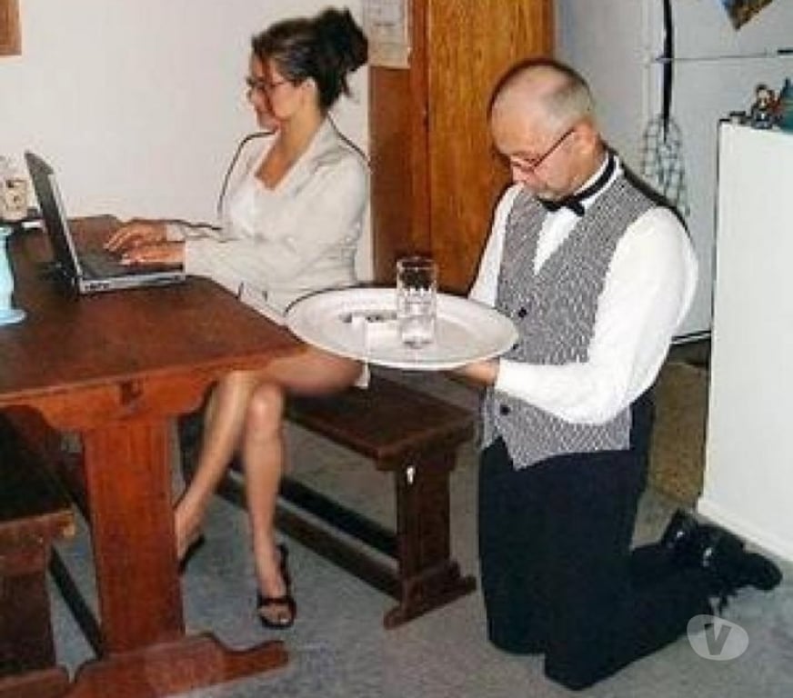 exhib Beaumont Barbençon - Photos Vivastreet Domina cherche larbin obéissant 45+