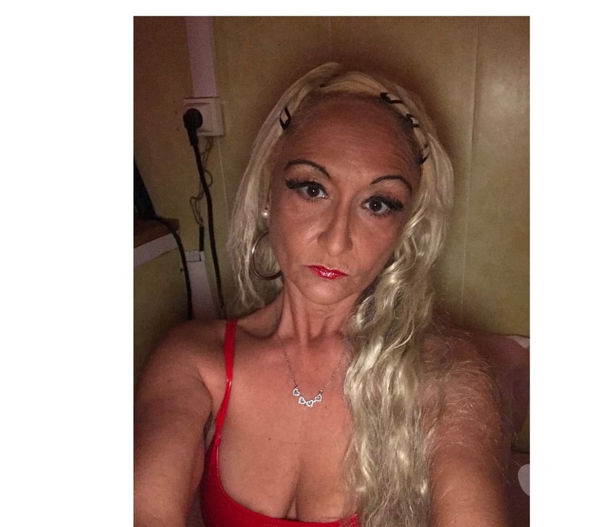 Escort Deinze - Photos Vivastreet Sarra Vous attends