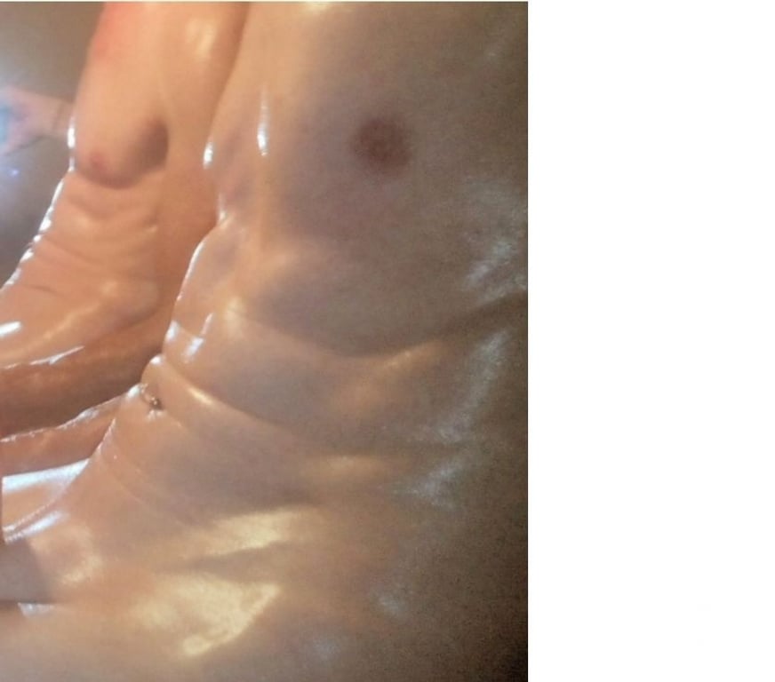 Gay Tournai Tournai-Centrum - Photos Vivastreet Daddy reçois petit minet efféminé 18-22 ans