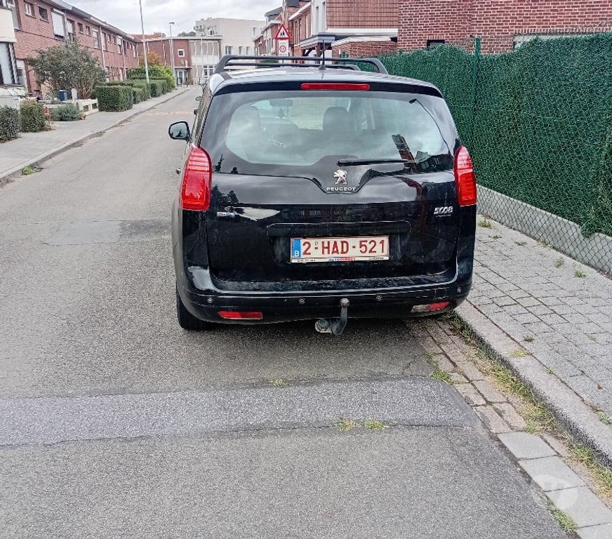 Voiture à vendre Malines Walem - Photos Vivastreet Peugeot 5008 2016