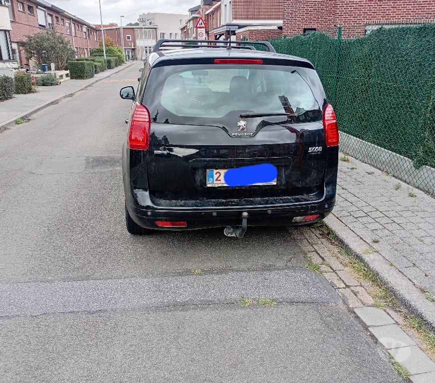 Voiture à vendre Malines Walem - Photos Vivastreet Peugeot 5008 2016