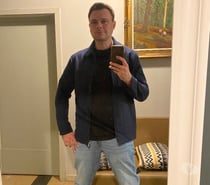 Jeune cherche belle femme 40-45 ans à faire jouir