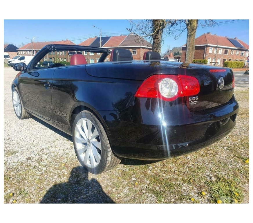 Voiture à vendre Pont-de-Loup - Photos Vivastreet Vw Eos 2.0tdi 140cv cuir rouge, airco digital, jantes alu17
