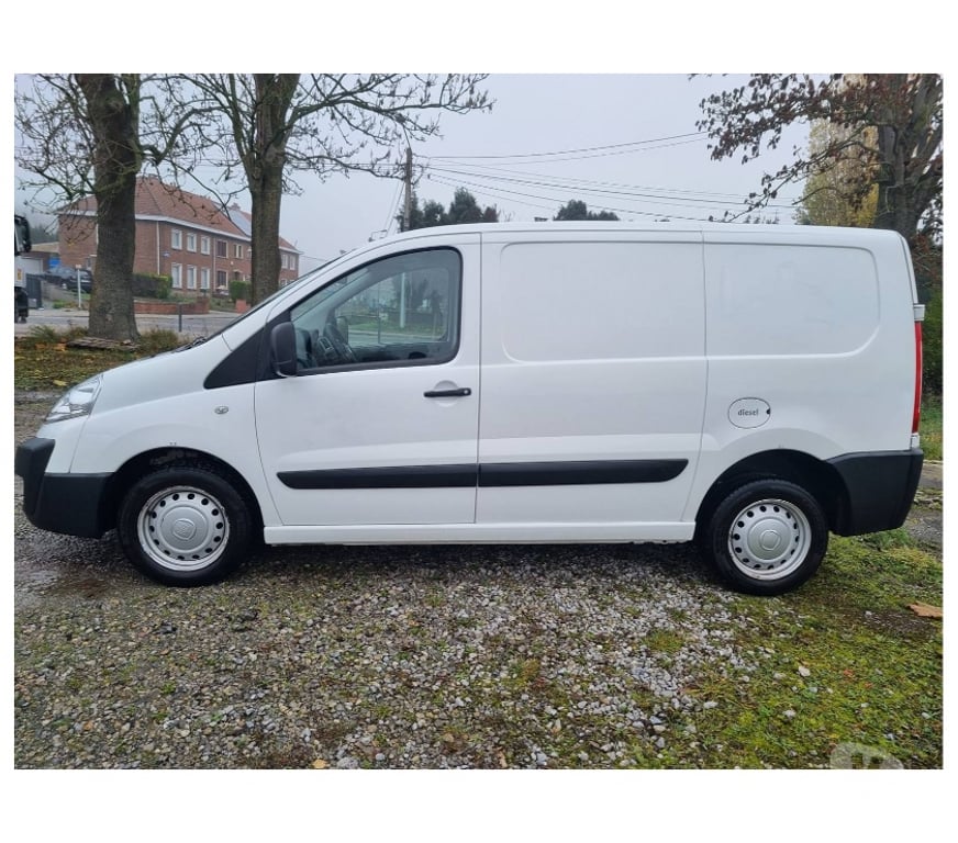 Véhicules commerciaux & utilitaires d'occasion Pont-de-Loup - Photos Vivastreet Fiat Scudo L1H1 12 2015 82000km 1.6hdi 90cv 66kw euro5