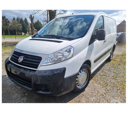 fourgons et camions d'occasion - Photos Vivastreet Fiat Scudo L1h1 4 2015 1.6jtd 90cv 66kw euro5b 147000km..