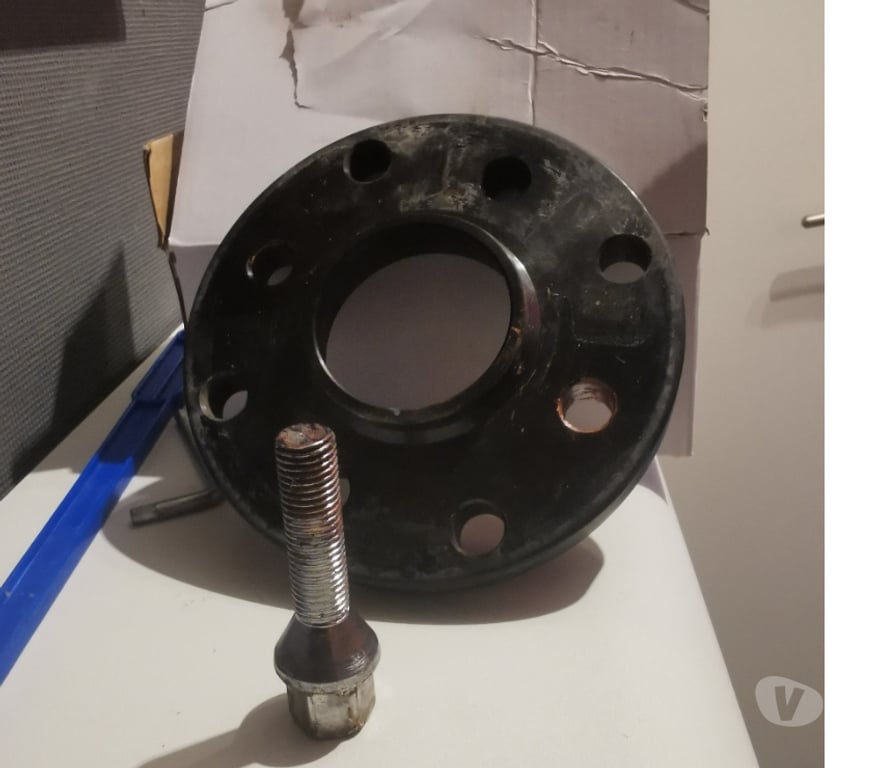 Pièces et services auto Etalle Etalle-Centrum - Photos Vivastreet Je vend elargisseur de gante